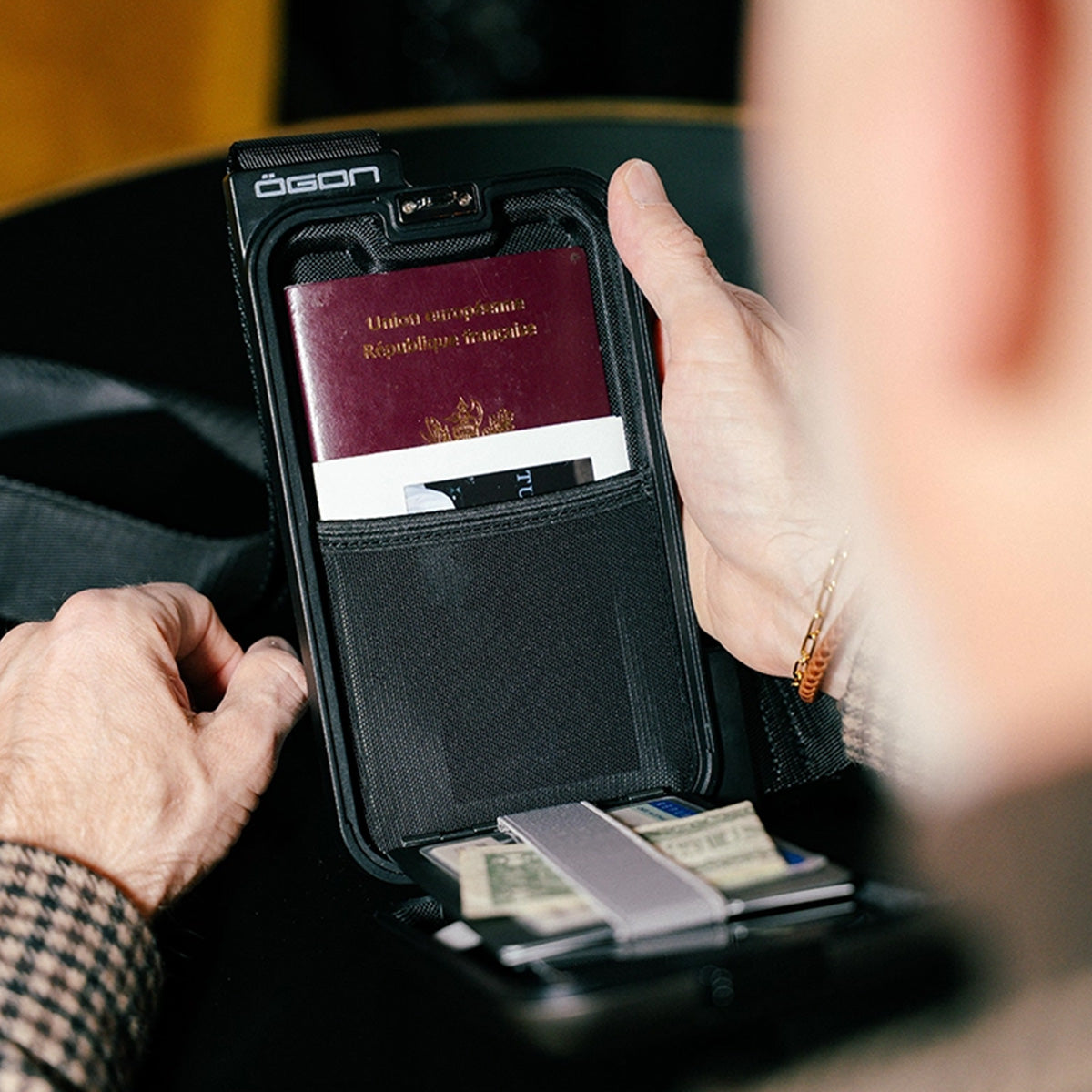 PHONE BAG | Titanium